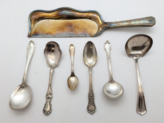 R. Wallace Spoon Lot with Crumber