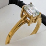 Solitaire Ladies Ring