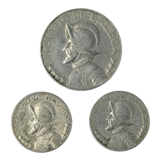 Lot of 3 Panama Coins - 1970/1973 1/10 Balboa & 1966 1/4 Balboa