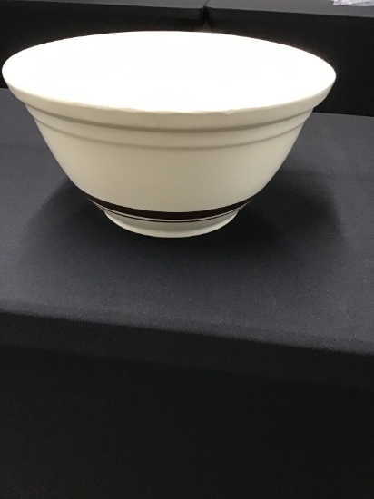 Early Ovenware bowl, USA
