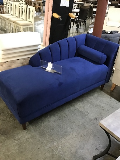 Brand new authentic Lane Chaise Lounge or Fainting Sofa