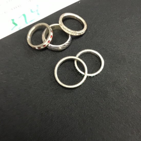 Group of solid sterling silver estate rings