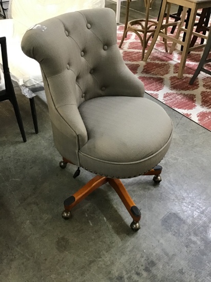 Brand new adjustable office chair