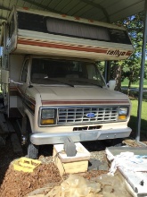 1987 Ford Econoline 350 with Rallye camper