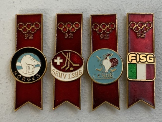 SET of 4 TEAMS  HOCKEY PINS FROM ALBERTVILLE 1992 WINTER OLYMPICS