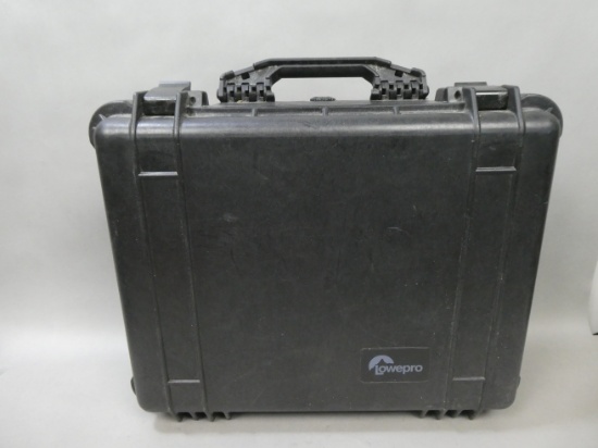 Lowepro Hard Case in Black