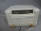 Motorola Model 65x11-A Plastic Table Top Tube Radio