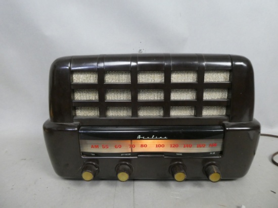 Montgomery Ward Model 25BR-1542A Brown Plastic Table top Tube Radio