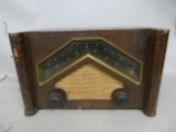 Zenith Console-Tone Brown Wood Model 60029 Table Top Tube Radio