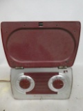 Motorola Model 5A7A Metal Small Portable Tube Radio