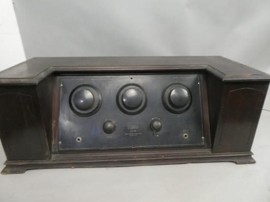 Antique Music Master Model 100 TRF Vacuum Tube AM Radio Receiver in Wood Case