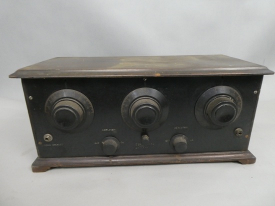 c1920's Freshman Masterpiece Tube Tabletop Wood Radio Receiver