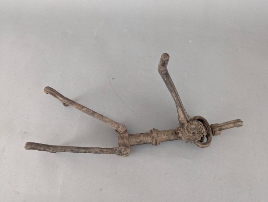 Antique Pacific Rim Tool Junior Cast Iron Split Rim Tire Tool