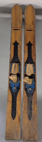 Sea King Deluxe Outboard Wooden Water Skis with Bindings