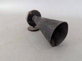 American Electric Chicago Horn with Metal Bell