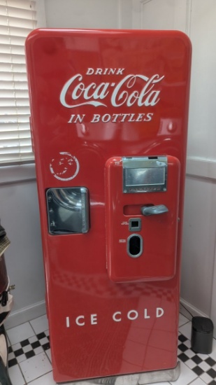 Vintage Cavalier Coca-Cola Vending Machine Model 51 Classic Collectible