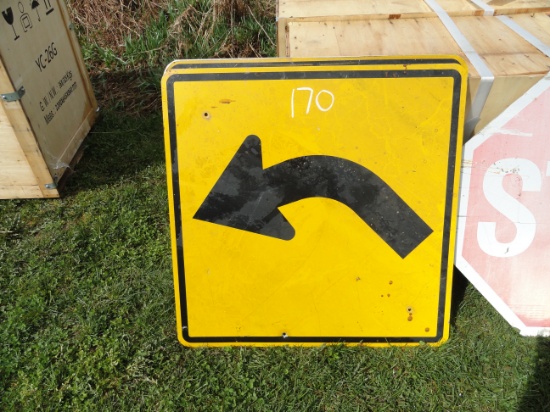 2 Arrow signs