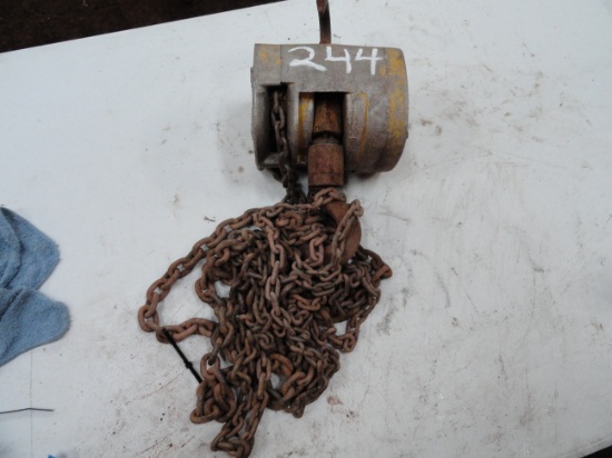 Budcit 1/2 ton chain hoist