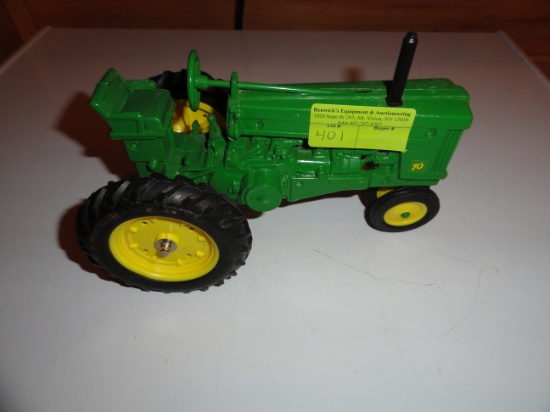 Toy - JD 70 tractor narrow front