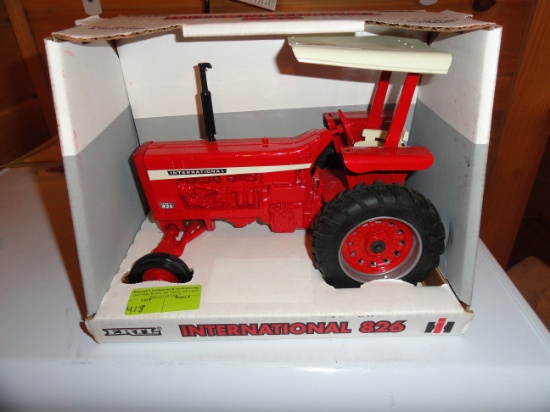 Toy - International 826 tractor