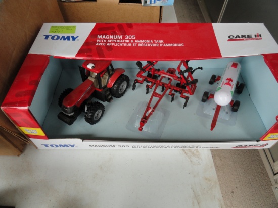 Toy - Magnum 305 with applicator and ammonia tank toy set