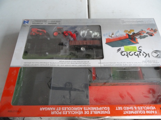 Toy - Kubota farm equipment vehicles and shed set