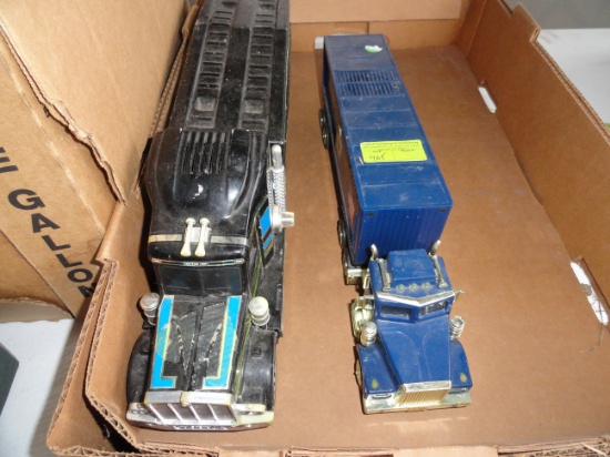 Toy - Pair of tractor trailers