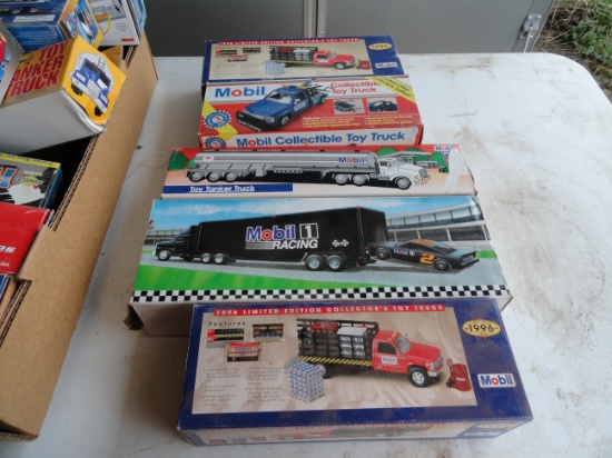 Toy - Variety of Mobil toys