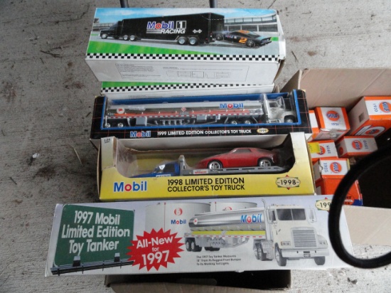 Toy - Variety of Mobil toys