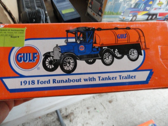 Gulf 1918 Ford Runabout with tanker trailer bank