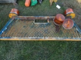 Truck back rack with beacon light