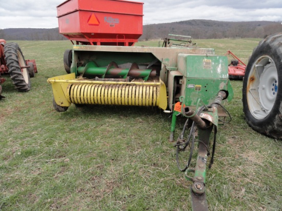 JD 328 square baler equipped with a JD #40 kicker.  HS CTRL FOR KICKER