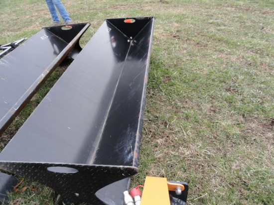 NEW - 90" steel cattle feeder