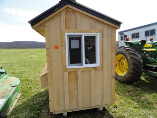 4X6 Chicken coop with 7 nest boxes
