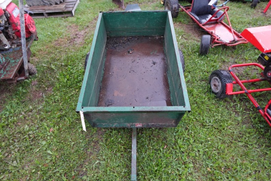 Green lawn cart