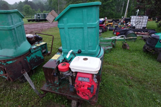WIC bedding chopper