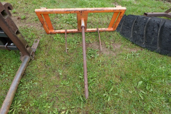 JD style quick attach bale spear