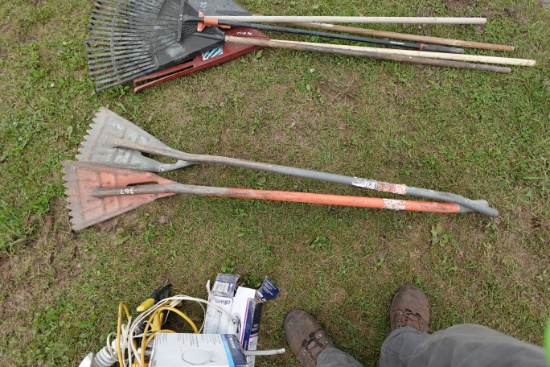 Shingle shovels