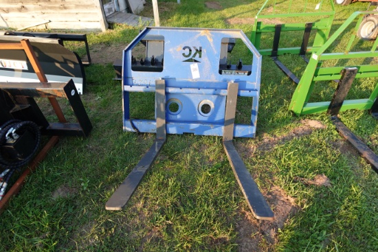 NEW - KC mini quick attach pallet forks