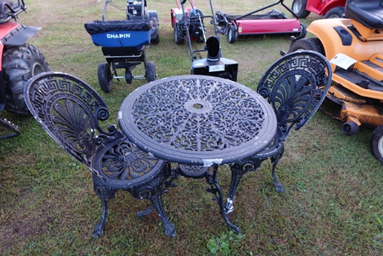 Aluminum table and 2 chairs