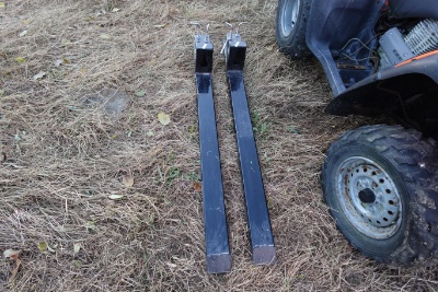 NEW Wolverine 5ft bucket mount forks