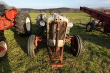Ford 600 tractor