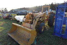 Ford 3400 tractor w/loader