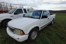2003 GMC Sonome S-10 extended cab truck