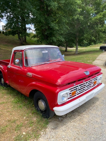 1964 Ford F100 V8 Custom Cab Pickup Truck
