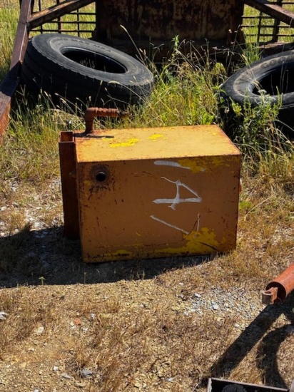 hydraulic tank