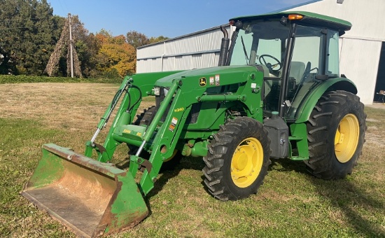 John Deere 5085E
