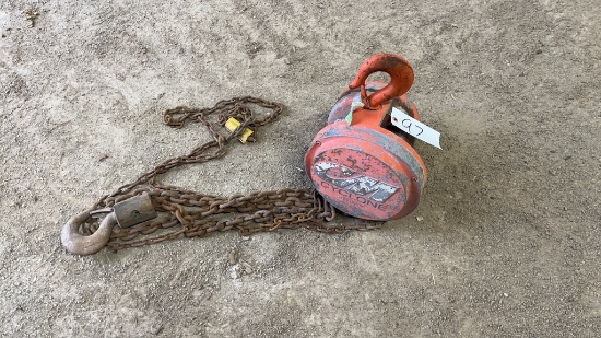 1 1/2 Ton Chain Hoist