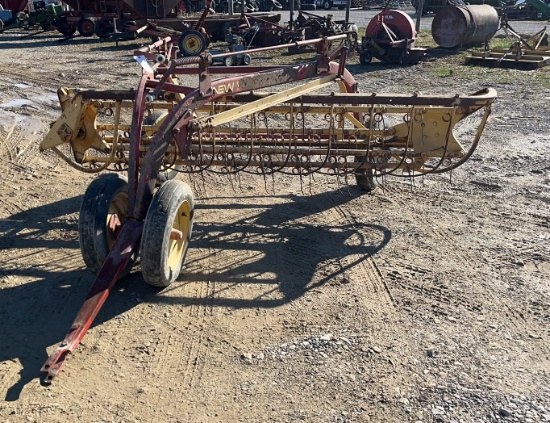 New Holland 256 Rake