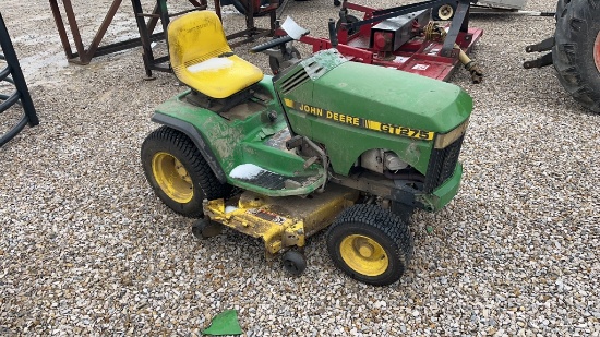 John Deere GT275